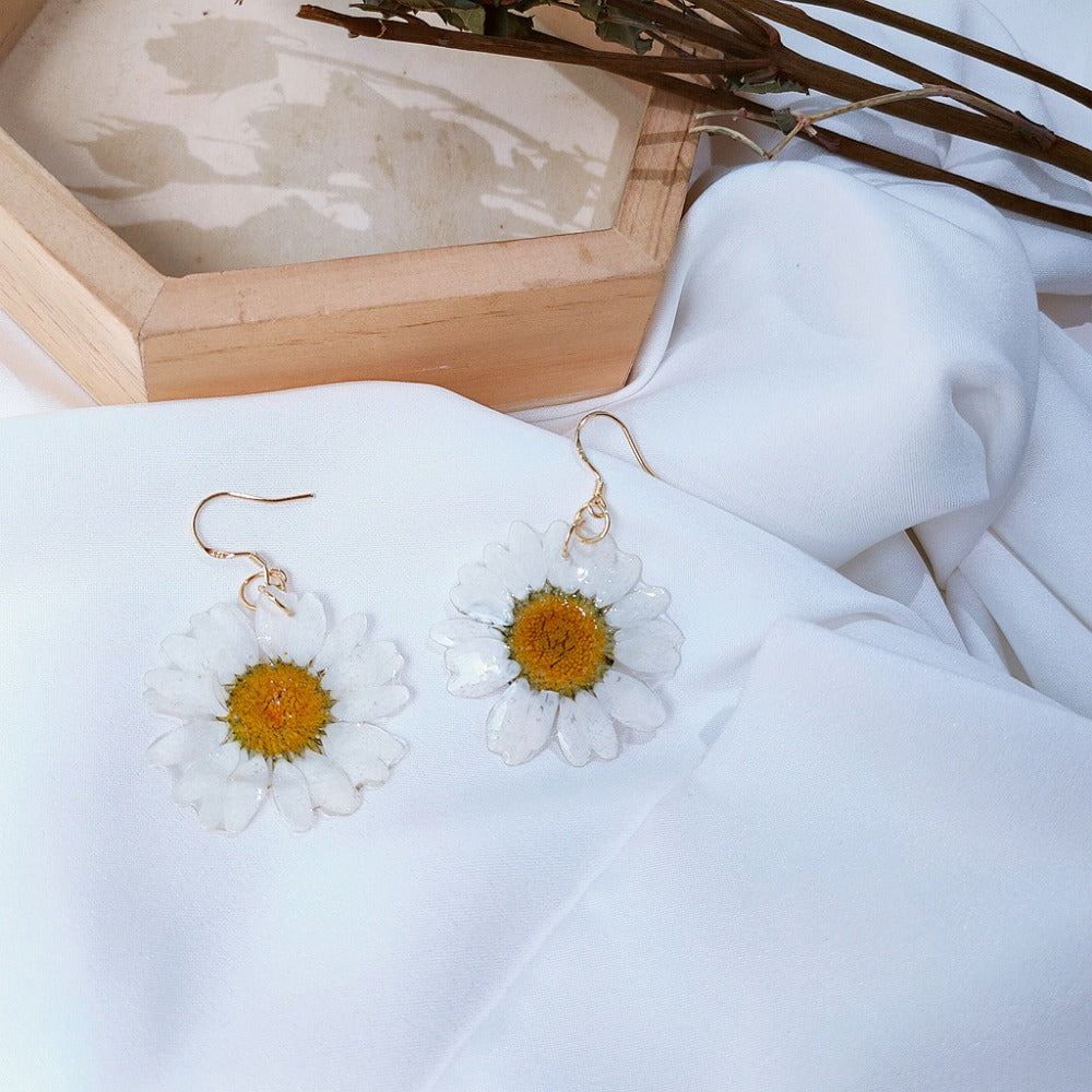 Real Big Flowers Daisy Earrings Resin