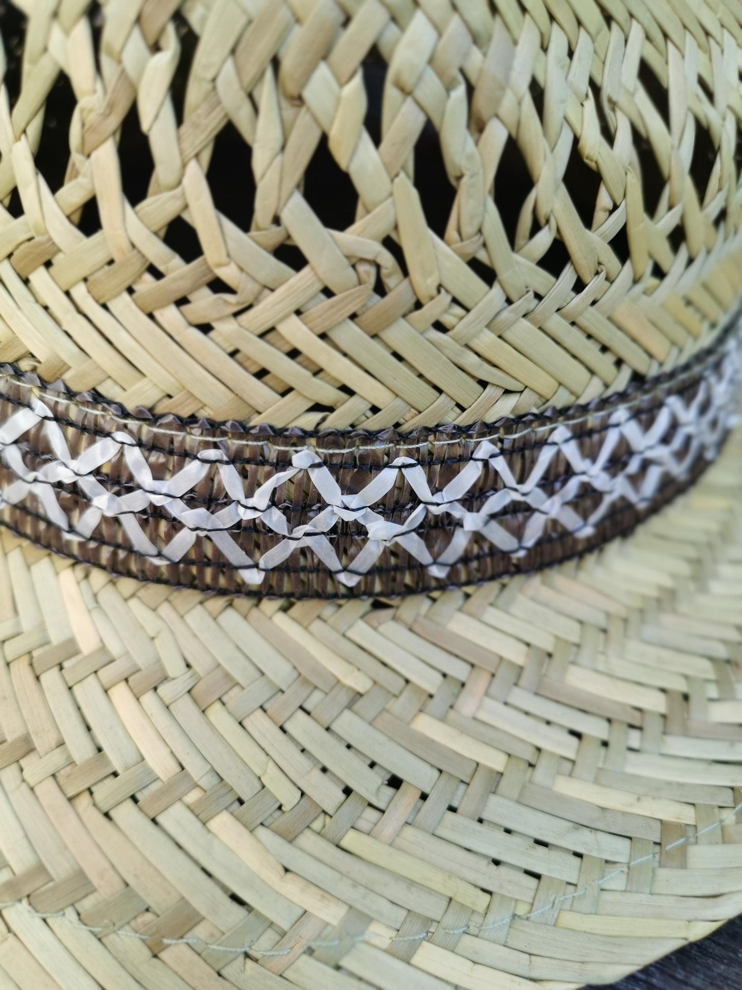 Classic Men's Straw Trilby Fedora Hat - Lightweight Summer Beach Sun Protection Panama Style Fashion Accessory